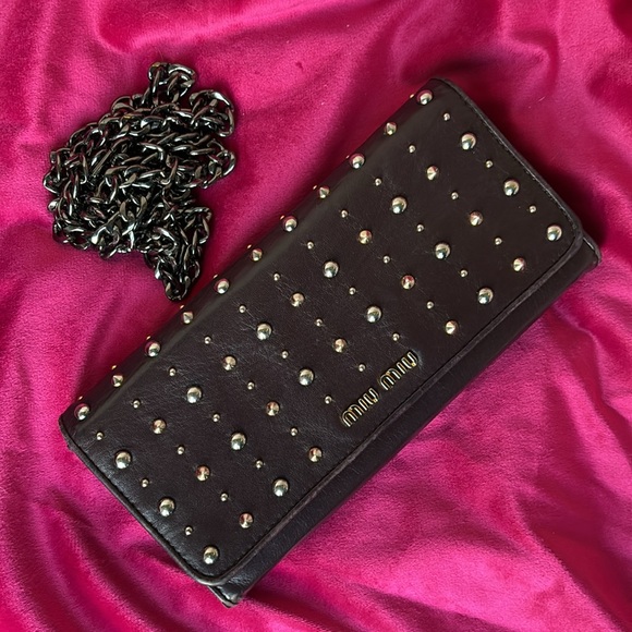 💜 MIU MIU Purple stud wallet - Picture 5 of 16